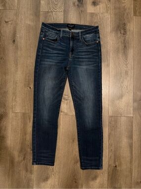 Judy Blue Relaxed Fit Skinny Jeans Womens Size 11/30 Medium Wash Stretch Denim